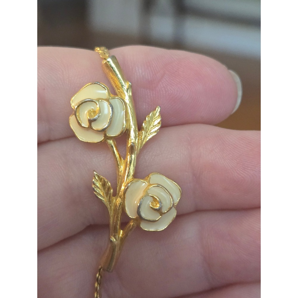 Rare Goldette Enamel Cream Goldtone Rose Single Strand Bracelet Signed Vintage